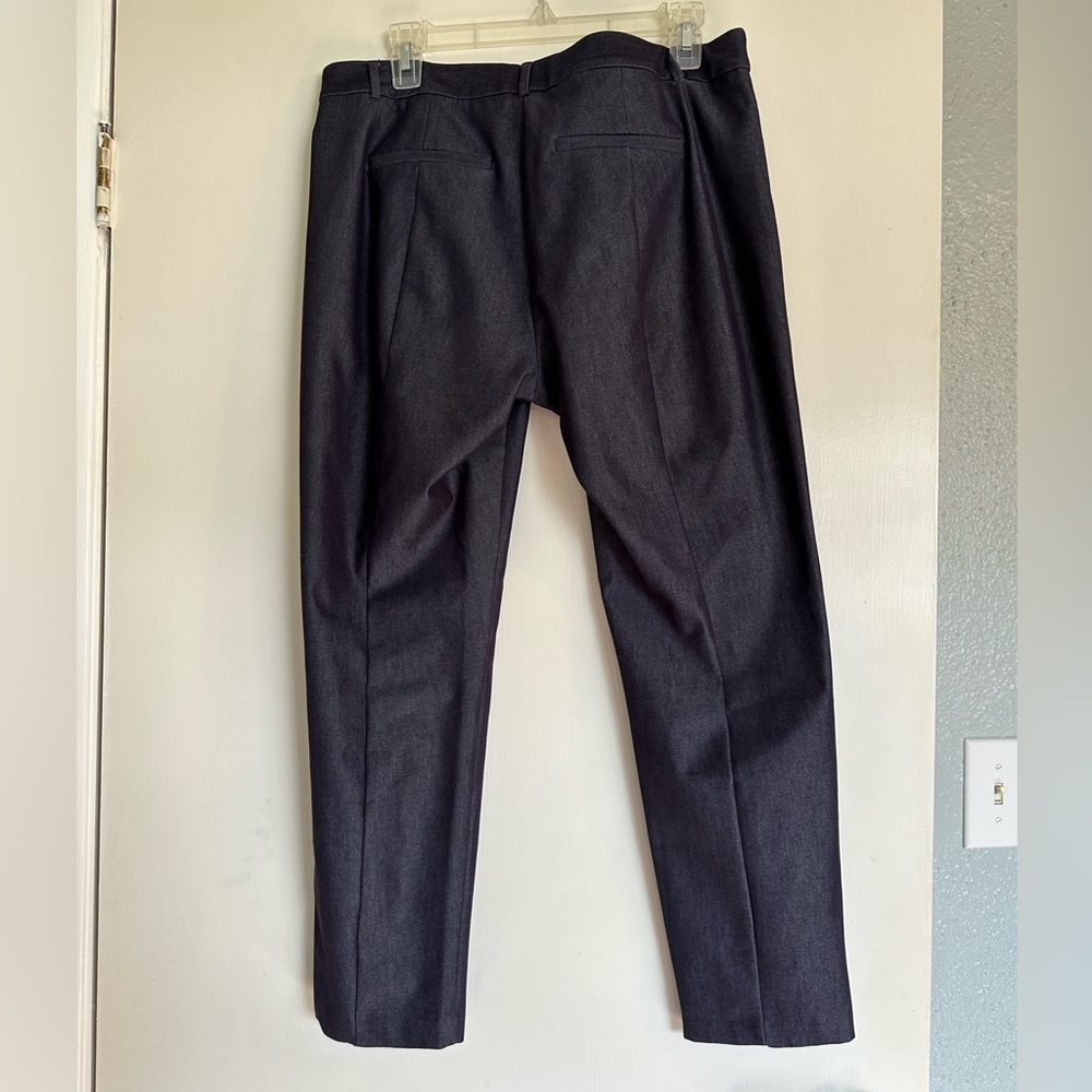 ⚡️5 for $25 item! Sleek navy blue slacks by Elle in size 10 - Picture 2 of 5